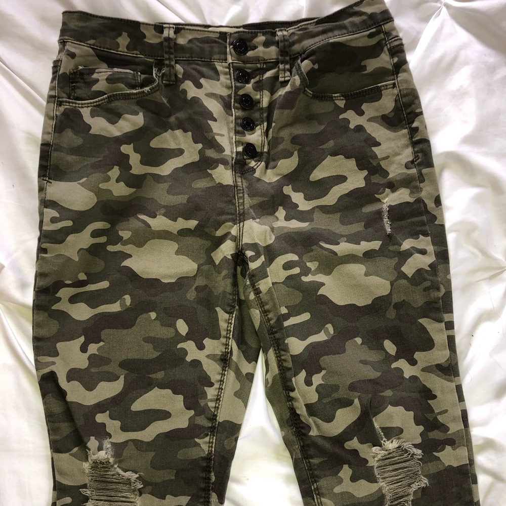 Camo jeans